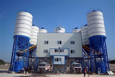 Gléasra Baisceála Agus Measctha Coincréite